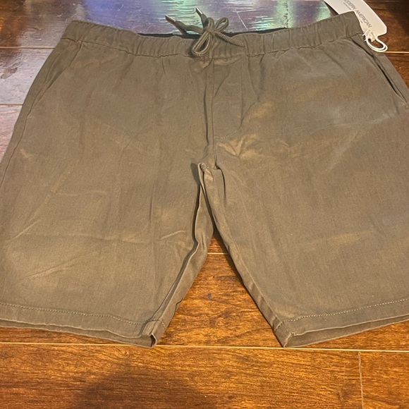 NWT MODERN AMERICAN
Lockdown Drawstring Shorts size L - Picture 4 of 8